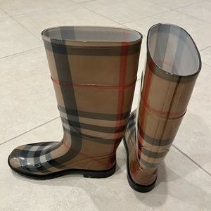 Women’s Burberry Rain Boots
